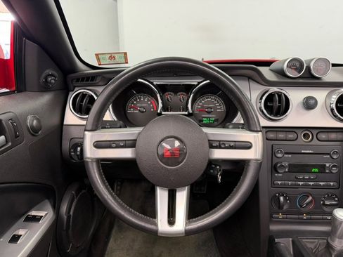 Used 2005 Ford Mustang GT Premium RWD image 64