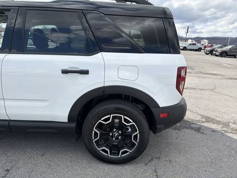 New 2026 Ford Bronco Sport Outer Banks w/ Outer Banks Tech Package+ AWD/4WD image 9