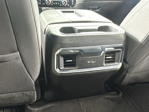 Used 2022 GMC Sierra 1500 Elevation image 37
