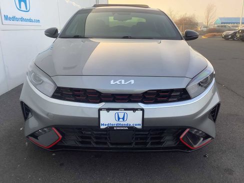 Used 2024 Kia Forte GT-Line w/ GT-Line Premium Package image 9