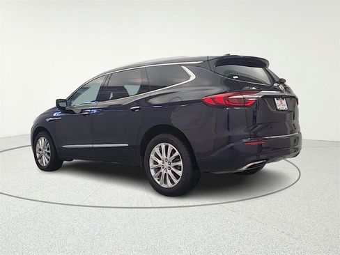 Used 2020 Buick Enclave Essence image 5