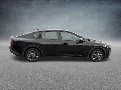 Used 2025 Kia K4 FWD image 7