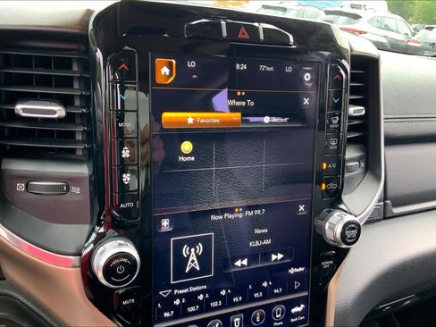 Used 2021 RAM 1500 Laramie image 32