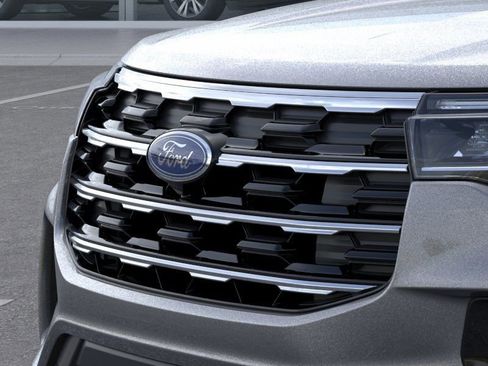 New 2026 Ford Explorer Active w/ Active Comfort Package image 17