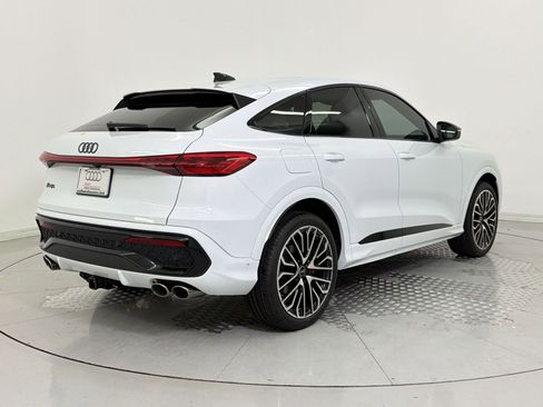 New 2026 Audi SQ5 Premium Plus image 9