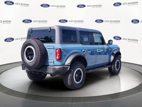 Certified 2021 Ford Bronco Outer Banks w/ Sasquatch Package AWD/4WD image 5