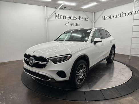 Used 2026 Mercedes-Benz GLC 300 4MATIC image 3