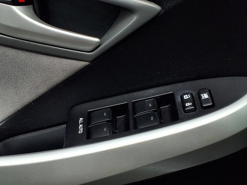 Used 2015 Toyota Prius Two FWD image 16