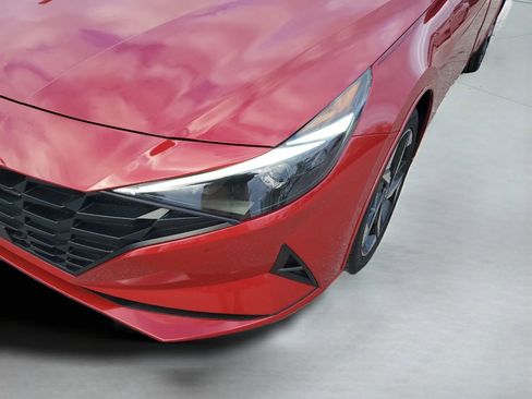Certified 2023 Hyundai Elantra SEL w/ Convenience Package image 9