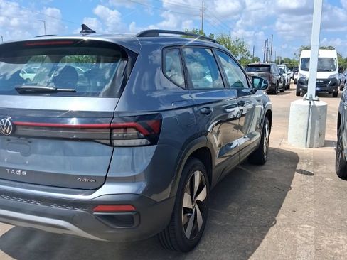 Used 2025 Volkswagen Taos S AWD/4WD image 3