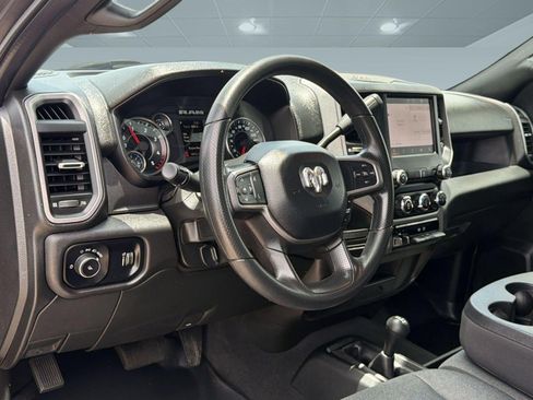Used 2024 RAM 2500 Tradesman w/ Chrome Appearance Group AWD/4WD image 4