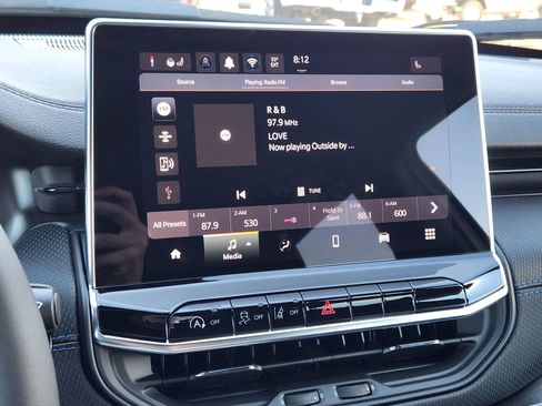 New 2026 Jeep Compass Latitude image 16