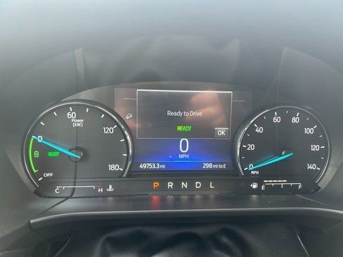 Used 2021 Ford Escape SE image 19