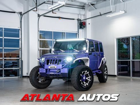 Used 2018 Jeep Wrangler Unlimited Sahara image 1