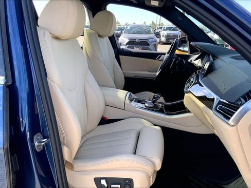 Used 2019 BMW X5 xDrive40i w/ Premium Package 2 image 16