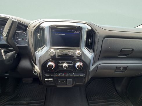 Used 2019 GMC Sierra 1500 SLE w/ SLE Value Package AWD/4WD image 11