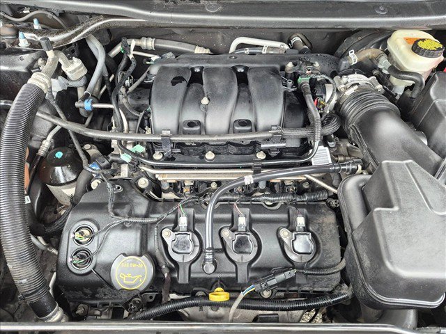 Used 2018 Ford Explorer XLT FWD image 19