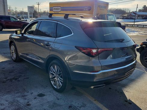 Used 2022 Acura MDX SH-AWD w/ Advance Package image 4