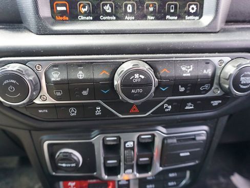 Used 2020 Jeep Gladiator Rubicon image 13