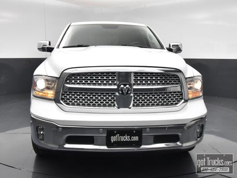 Used 2018 RAM 1500 Laramie RWD image 51