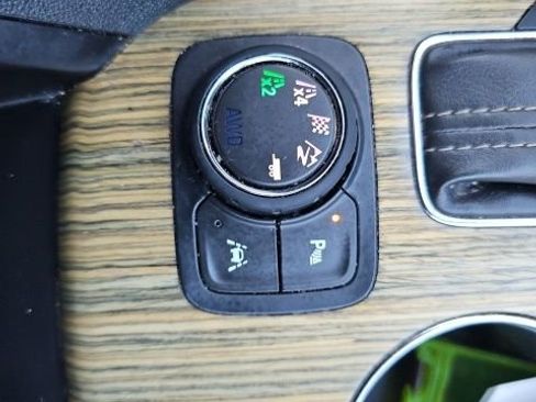 Used 2019 GMC Acadia Denali image 46