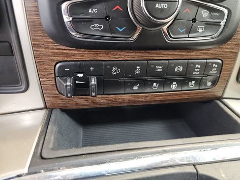 Used 2017 RAM 2500 Laramie w/ Off Road Package image 35