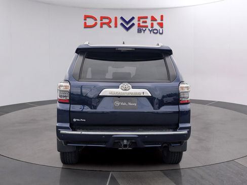 Used 2023 Toyota 4Runner Limited AWD/4WD image 4