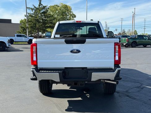 New 2026 Ford F350 XLT w/ FX4 Off-Road Package image 5