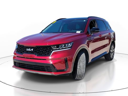 Used 2023 Kia Sorento S w/ Panoramic Sunroof Package FWD image 3