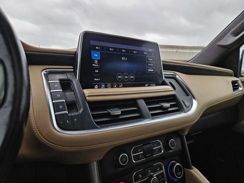 Used 2021 Chevrolet Tahoe Premier image 15