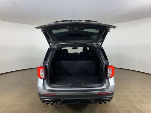 Certified 2024 Ford Explorer ST AWD/4WD image 12
