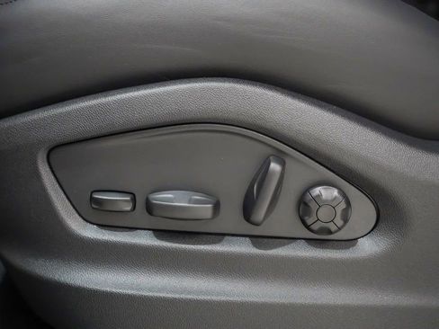 New 2026 Porsche Cayenne S image 24