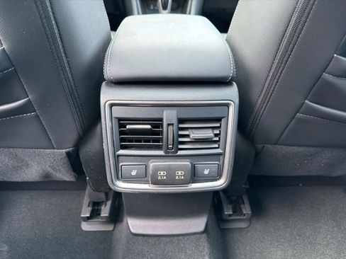 Used 2023 Subaru Forester Touring image 39