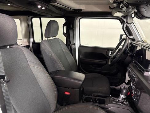 Used 2025 Jeep Wrangler Unlimited Sport AWD/4WD image 20