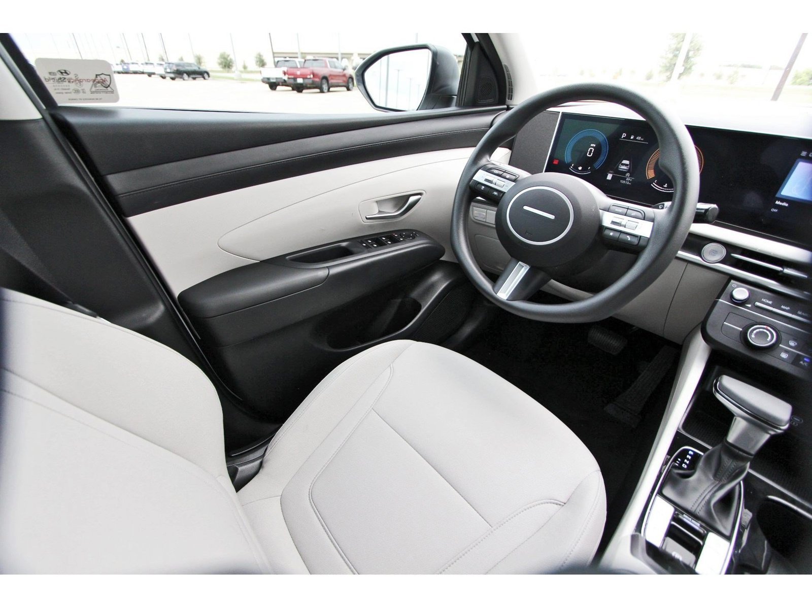 Used 2026 Hyundai Tucson SE FWD image 9