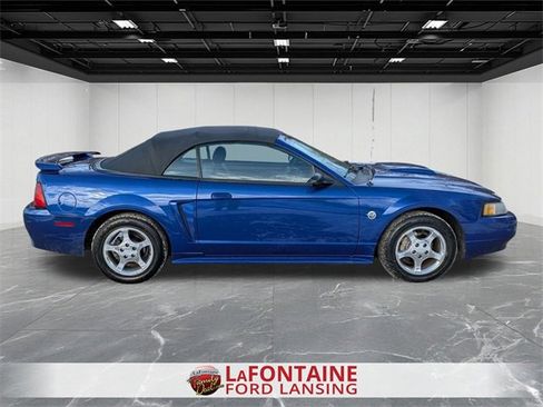 Used 2004 Ford Mustang V6 image 6