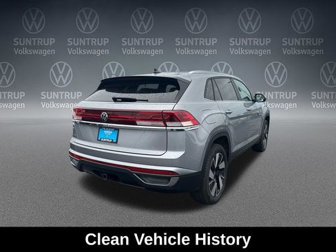 Used 2024 Volkswagen Atlas Cross Sport SE FWD image 5
