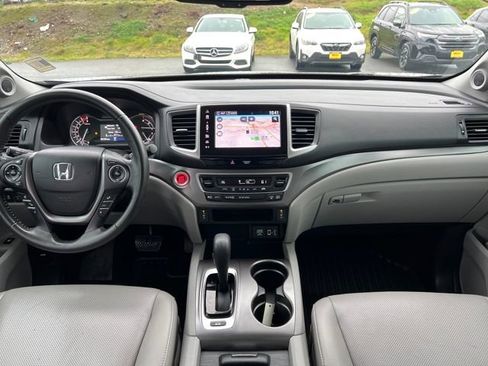 Used 2019 Honda Ridgeline RTL-T image 12