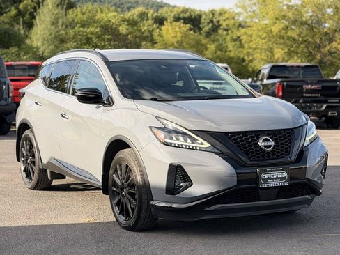 Used 2023 Nissan Murano SV w/ SV Midnight Edition Package AWD/4WD image 3