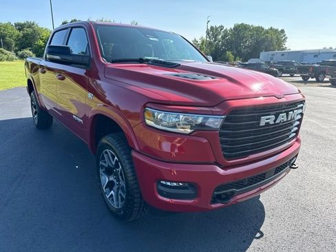 New 2026 RAM 1500 Laramie AWD/4WD image 7