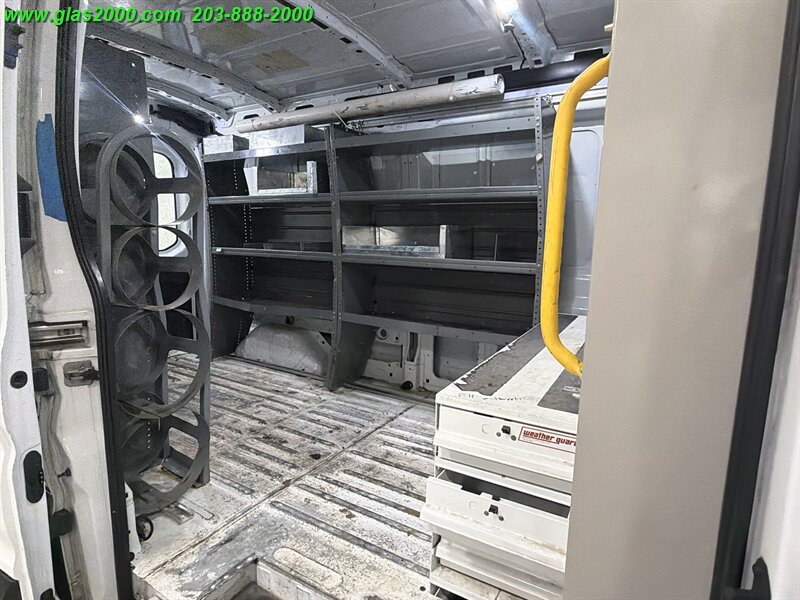 Used 2019 Ford Transit 250 148 Medium Roof RWD image 9