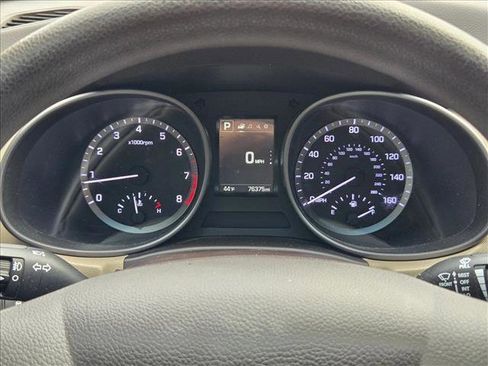 Used 2018 Hyundai Santa Fe Sport w/ 2.4L Value Package 02 image 10