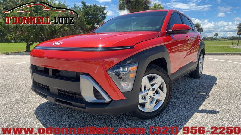 Used 2025 Hyundai Kona SE FWD image 1
