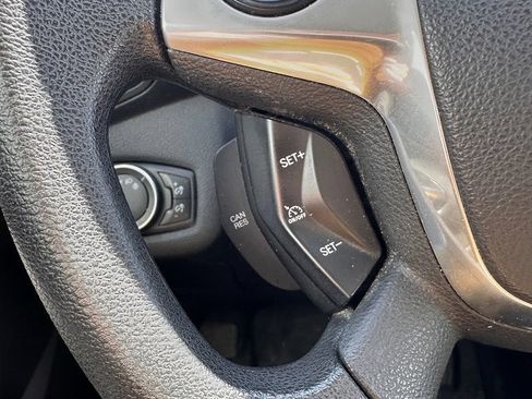 Used 2015 Ford Escape SE w/ SE Chrome Package FWD image 30