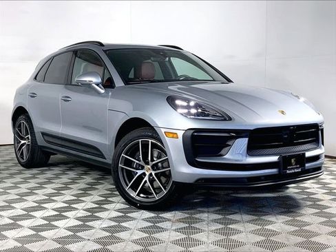 New 2026 Porsche Macan AWD/4WD image 7