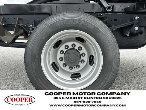 Used 2024 RAM 4500 Tradesman image 13