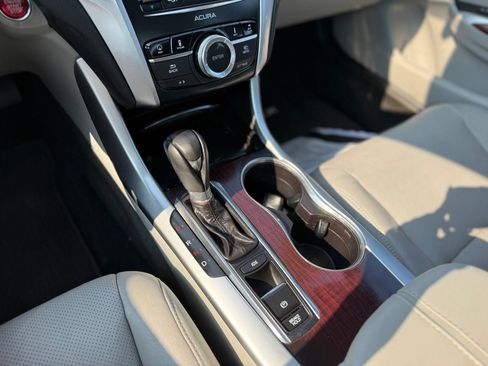 Used 2016 Acura TLX w/ Technology Package FWD image 28