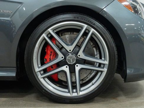 Used 2014 Mercedes-Benz E 63 AMG S-Model w/ Driver Assistance Package image 16