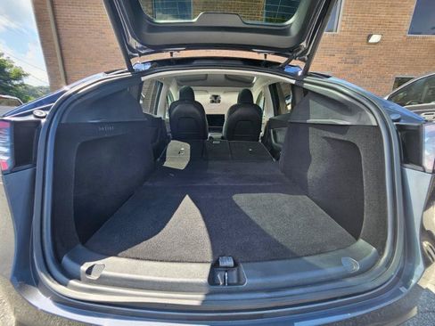 Used 2023 Tesla Model Y Long Range AWD/4WD image 74