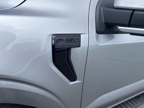 Used 2025 Ford F150 Lariat AWD/4WD image 11